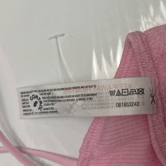 NWT ⚜️💖⚜️ Out From Under Riley Seamless Low-Back Cropped Top - Picture 9 of 16